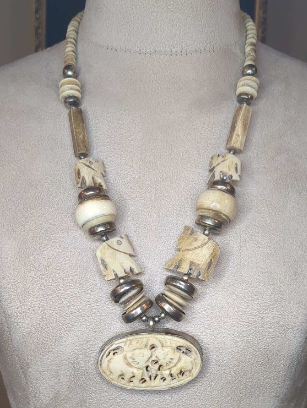 Vintage 80s Hand Carved Elephant Necklace Chunky Beaded Safari Tribal
